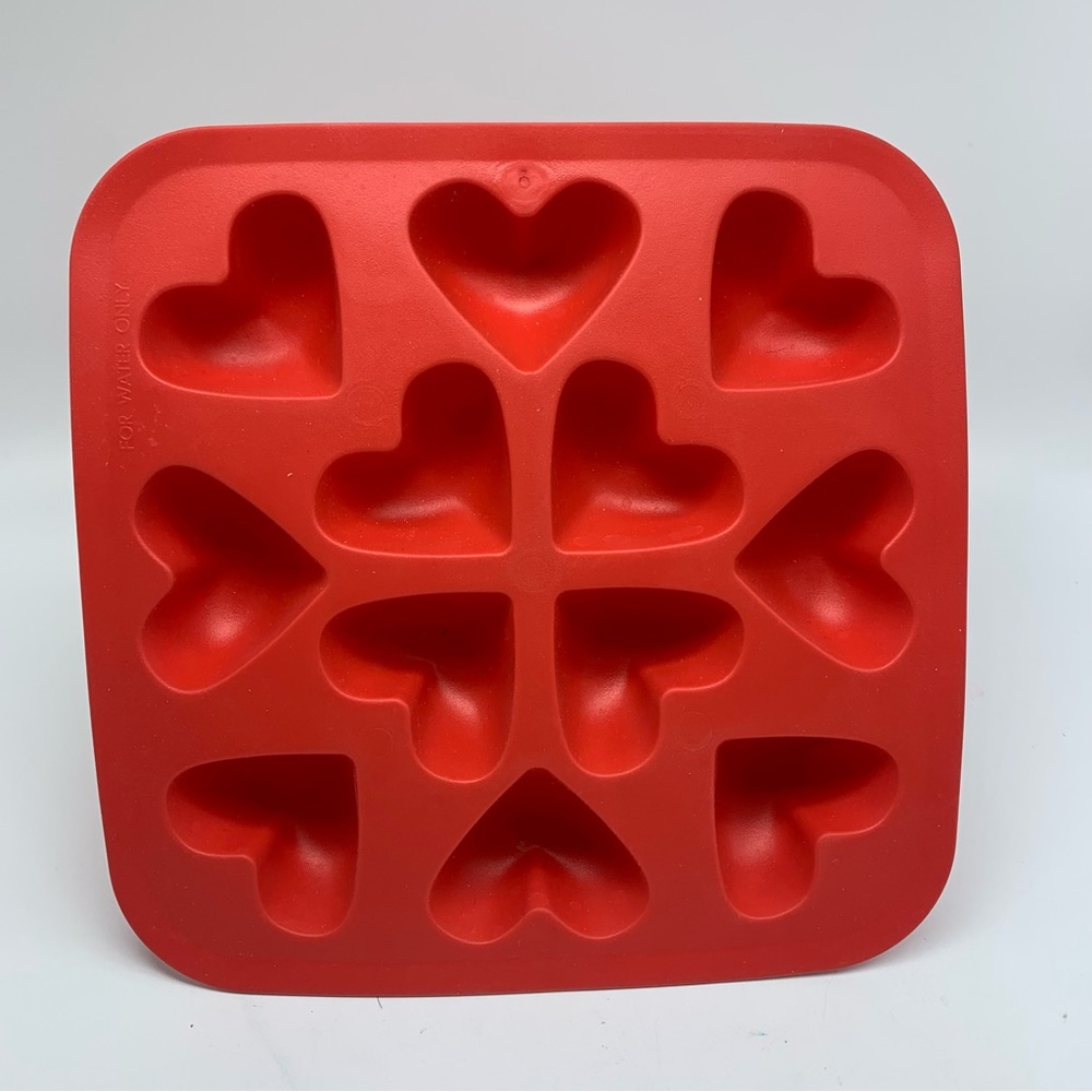 Valentines Day Heart Molds for Chocolates, Cookies, Ice Cubes, and Candies